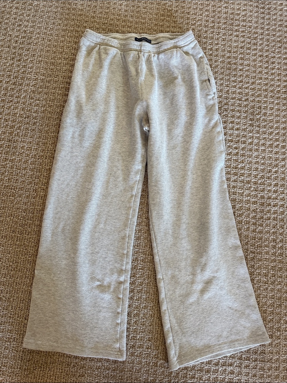 Women’s Brandy Melville grey waffle knit sweatpants drawstring one size